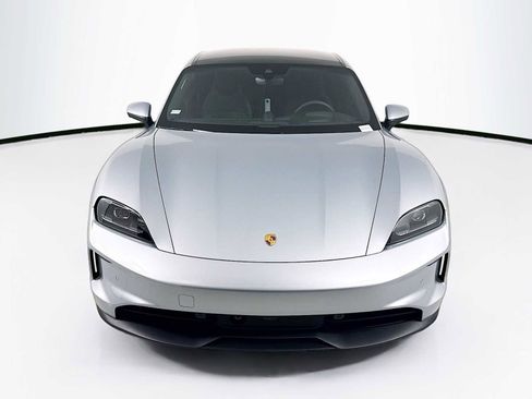 New 2025 Porsche Taycan 4 image 6