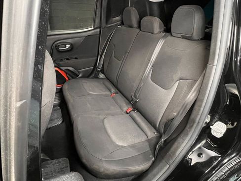 Used 2018 Jeep Renegade Sport w/ Power & Air Group image 10