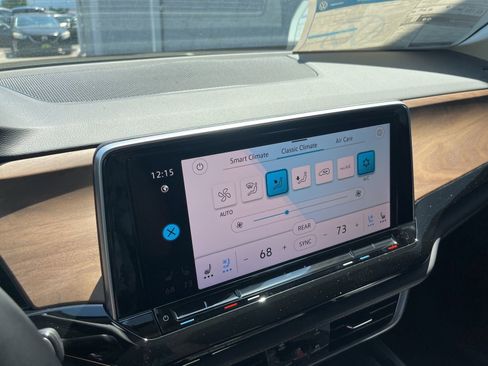 New 2026 Volkswagen Atlas SE FWD image 21