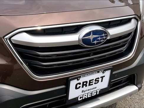 Used 2022 Subaru Outback Touring AWD/4WD image 29