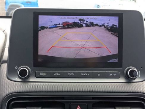 Used 2022 Hyundai Kona SE FWD image 28