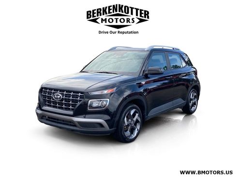 Used 2021 Hyundai Venue SEL FWD image 3