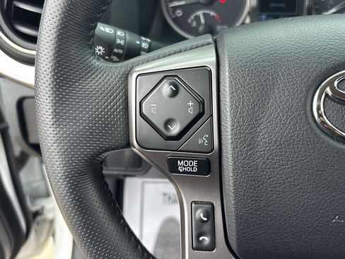 Used 2023 Toyota Tacoma SR5 AWD/4WD image 13
