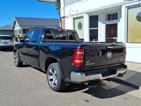 Used 2019 RAM 1500 Laramie AWD/4WD image 8