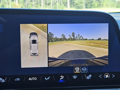 New 2026 Chevrolet Equinox EV LT w/ Comfort Package image 15