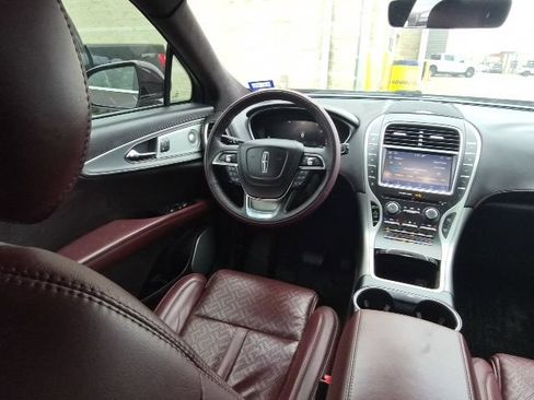 Used 2019 Lincoln Nautilus Black Label image 19