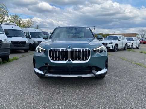 New 2026 BMW X1 xDrive28i w/ Technology Package AWD/4WD image 2