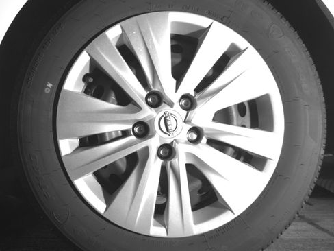 Used 2025 Nissan Sentra S FWD image 14