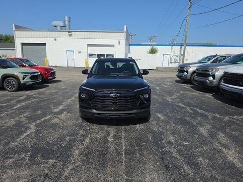 New 2026 Chevrolet TrailBlazer LT w/ Midnight Edition FWD image 2