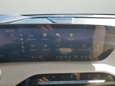 New 2026 Buick Enclave Avenir w/ Super Cruise Package FWD image 38