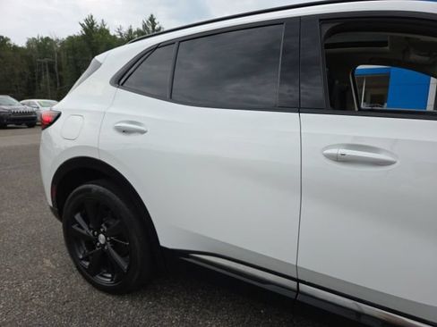 Used 2021 Buick Envision Essence w/ Sport Touring Package AWD/4WD image 12