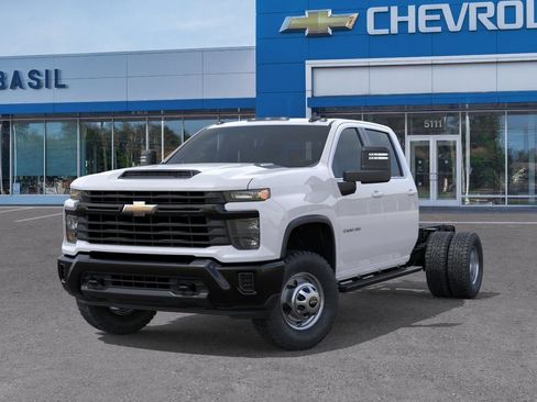 New 2026 Chevrolet Silverado 3500 W/T w/ WT Convenience Package AWD/4WD image 6