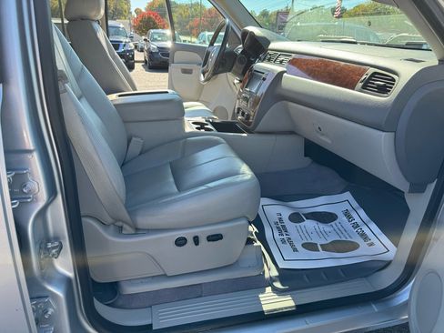 Used 2014 Chevrolet Silverado 2500 LTZ image 13