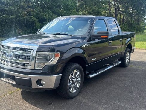 Used 2014 Ford F150 XLT w/ Equipment Group 302A Luxury RWD image 4