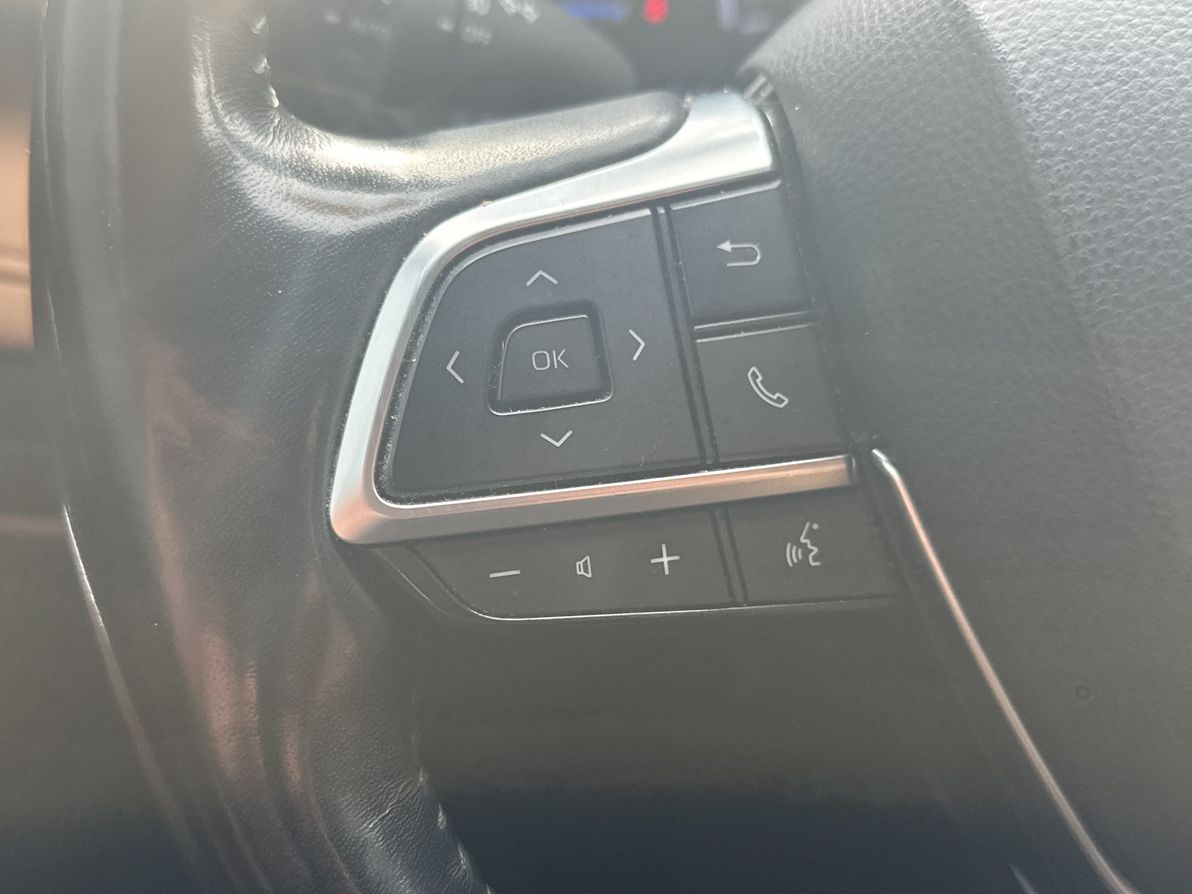 Used 2021 Toyota Highlander Platinum AWD/4WD image 18