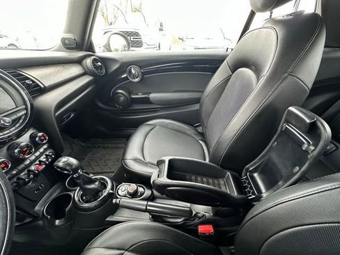 Used 2016 MINI Cooper Convertible image 24