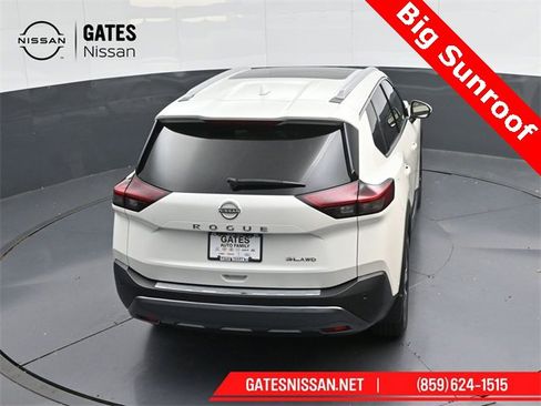Used 2023 Nissan Rogue SL w/ SL Premium Package image 41