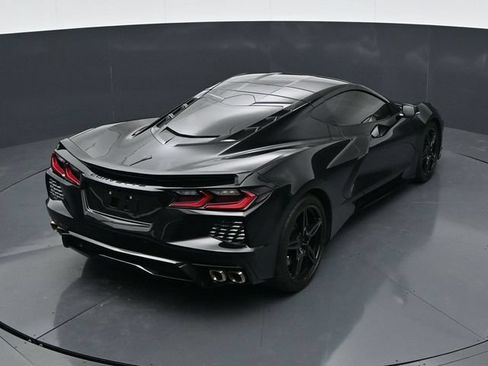 Used 2023 Chevrolet Corvette Stingray Coupe w/ Z51 Performance Package RWD image 28