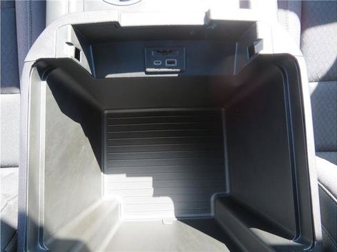 Used 2021 Chevrolet Tahoe LS AWD/4WD image 9