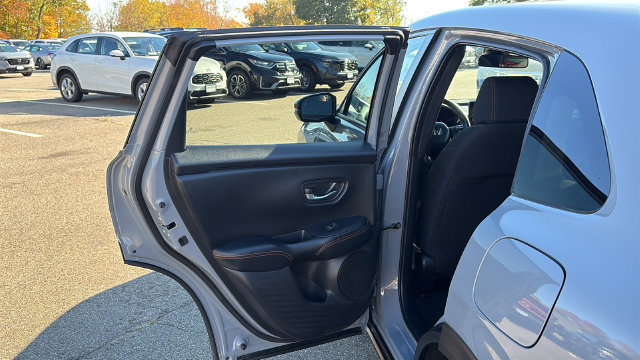 Used 2024 Honda HR-V Sport image 21