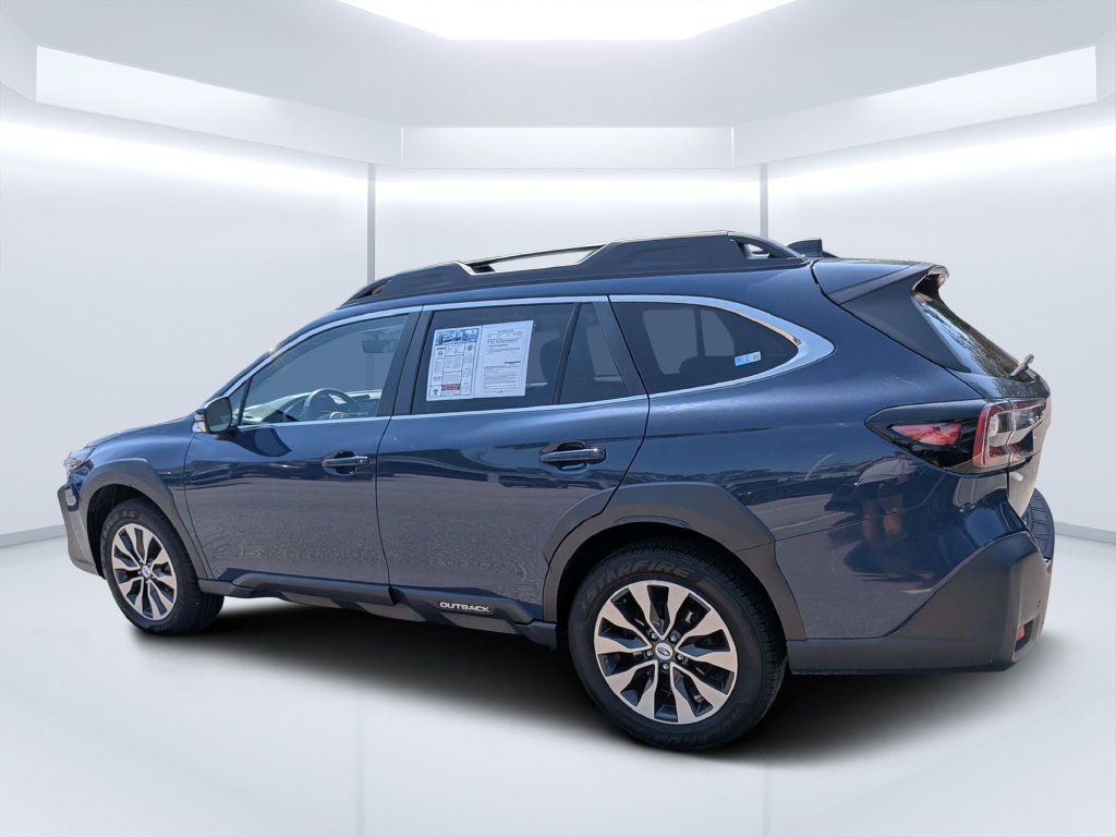 Used 2023 Subaru Outback Limited AWD/4WD image 5