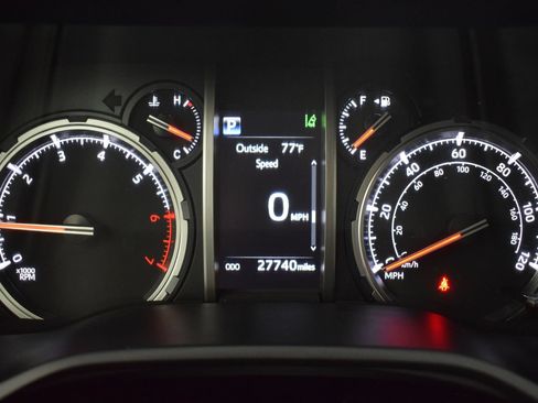Used 2022 Toyota 4Runner TRD Sport w/ Technology Package AWD/4WD image 21