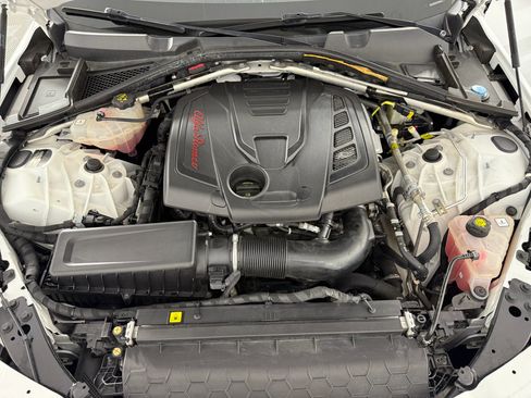 Used 2018 Alfa Romeo Giulia image 24