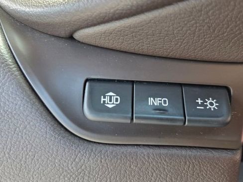 Used 2016 Cadillac Escalade Luxury image 31