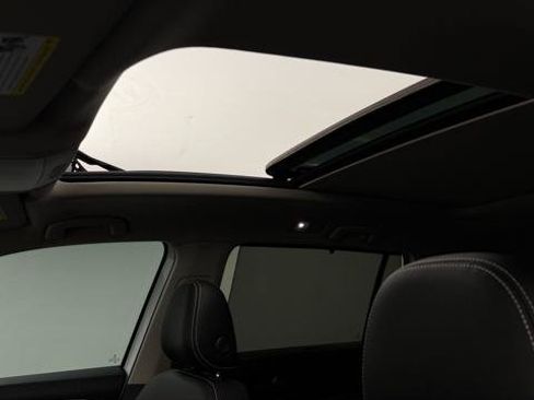Used 2023 Volkswagen Atlas SE w/ Panoramic Sunroof Package FWD image 34