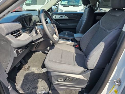 New 2026 Ford Explorer Active AWD/4WD image 18