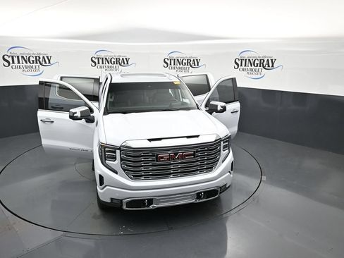 Used 2026 GMC Sierra 1500 Denali w/ Denali Reserve Package AWD/4WD image 34