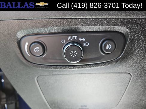 Certified 2023 Buick Encore GX Select w/ Safety Package II AWD/4WD image 18