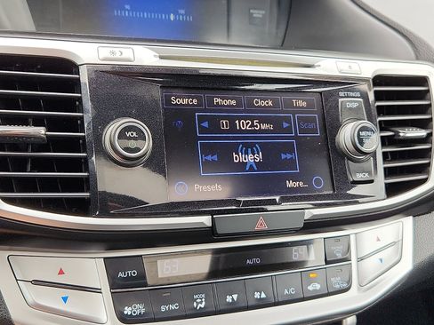 Used 2015 Honda Accord EX-L image 18
