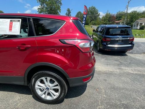 Used 2017 Ford Escape SE AWD/4WD image 5