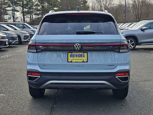 New 2026 Volkswagen Taos SE AWD/4WD image 6