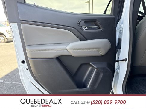 Used 2024 Chevrolet Colorado ZR2 w/ Technology Package image 38