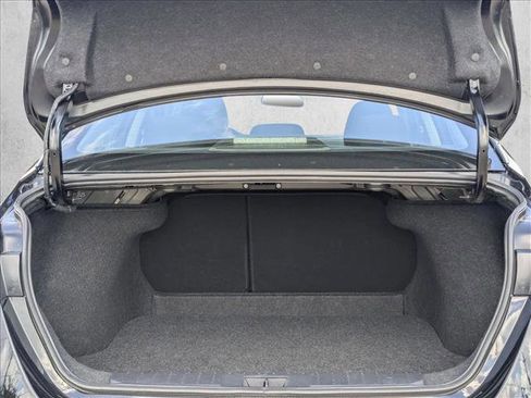 Used 2025 Nissan Sentra S image 6