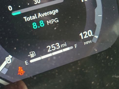 Certified 2025 Toyota Tacoma TRD Sport image 25