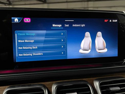 New 2026 Mercedes-Benz GLS 580 4MATIC image 33