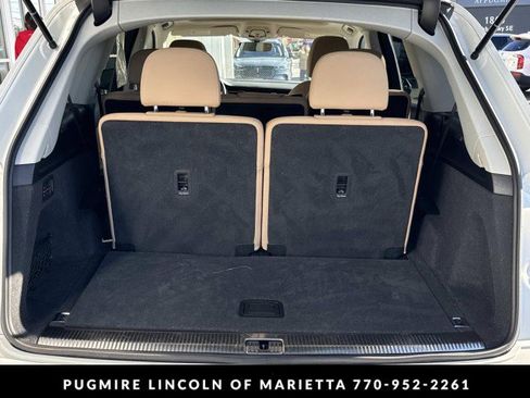 Used 2021 Audi Q7 3.0T Premium image 18