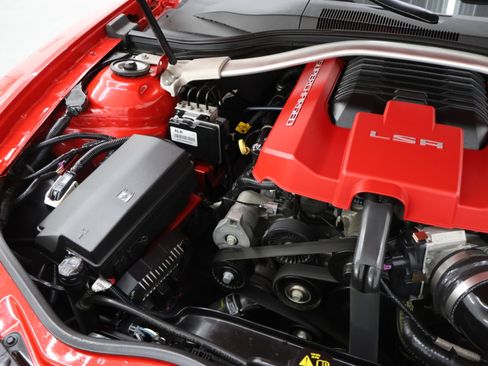 Used 2013 Chevrolet Camaro ZL1 RWD image 19