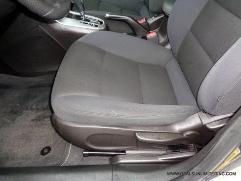 Used 2016 Chevrolet Cruze LT FWD image 8