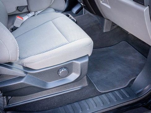 Used 2018 Ford F150 XLT w/ Max Trailer Tow Package image 32