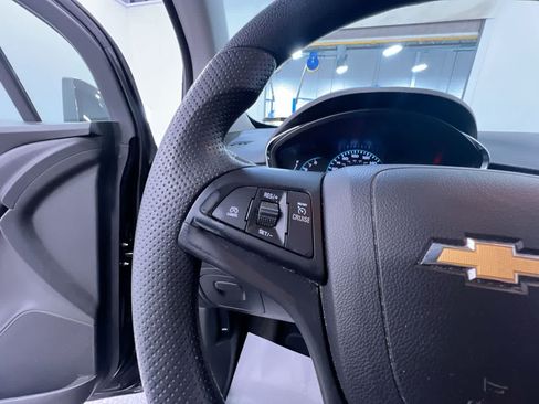 Used 2021 Chevrolet Trax LT FWD image 20