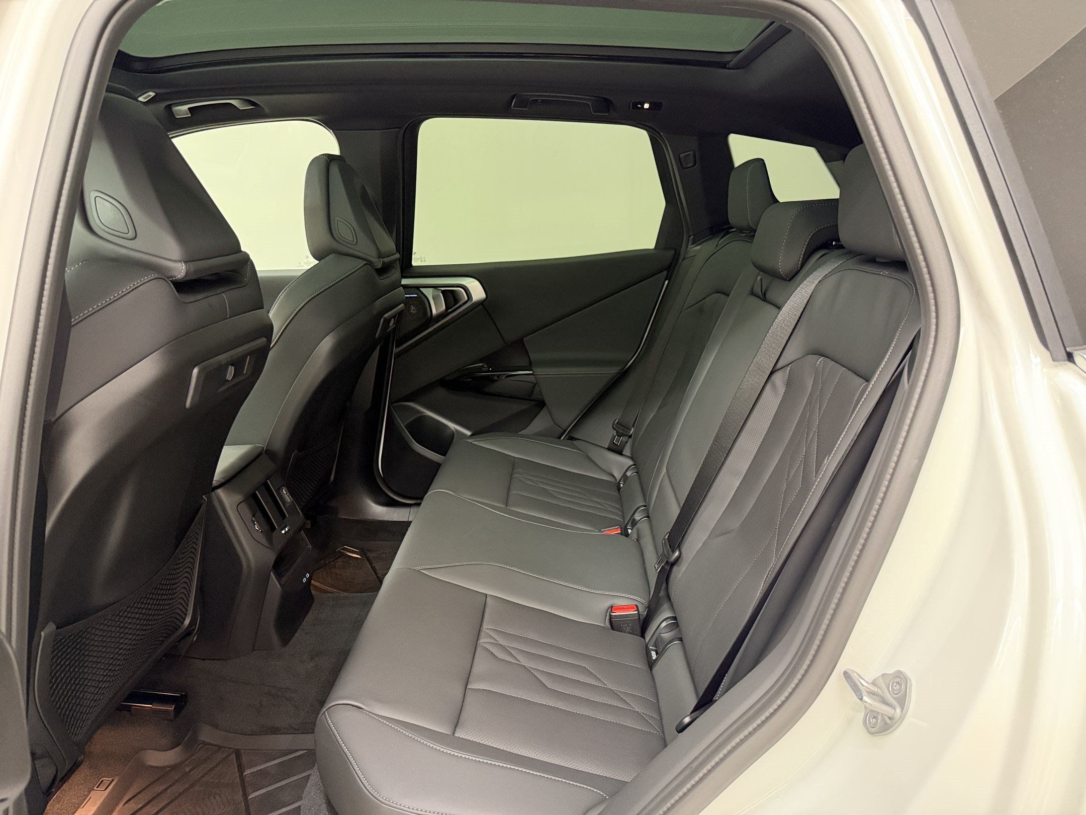 New 2026 BMW X3 xDrive30i w/ Premium Package AWD/4WD image 23
