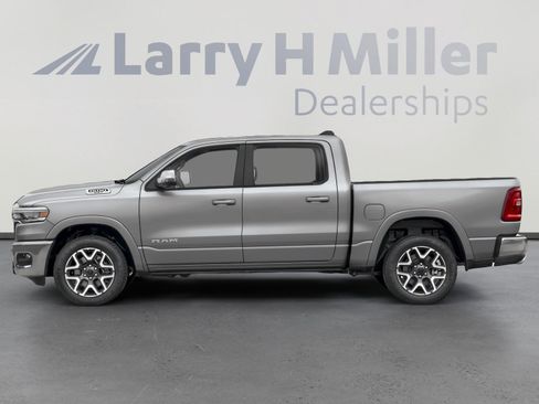 New 2026 RAM 1500 Laramie AWD/4WD image 3