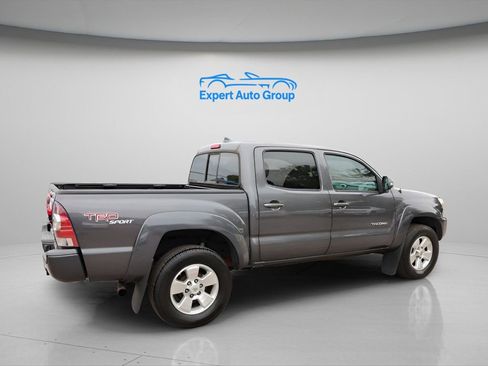 Used 2012 Toyota Tacoma PreRunner w/ TRD Sport Pkg image 7