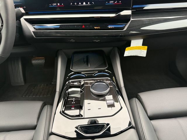 Certified 2026 BMW 530i xDrive w/ Premium Package AWD/4WD image 11