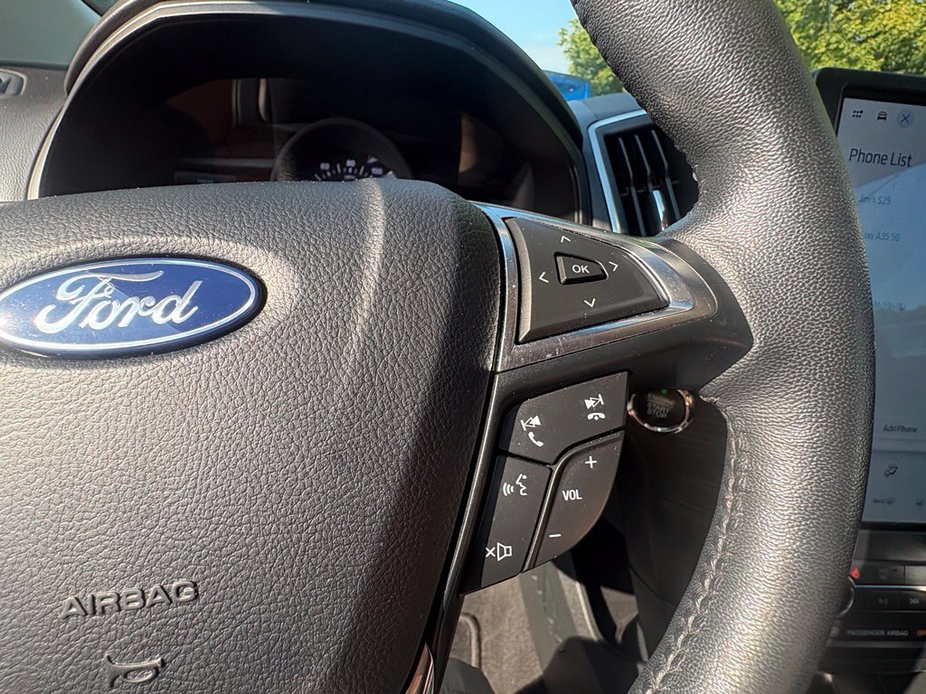 Used 2024 Ford Edge Titanium AWD/4WD image 26