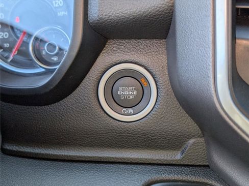 Used 2023 RAM 1500 Big Horn AWD/4WD image 23